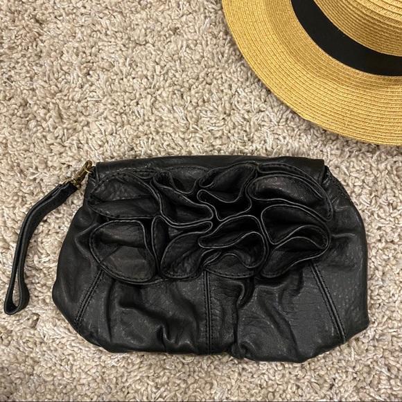 Vince Camuto Handbags - Authentic Vince Camuto leather flower clutch